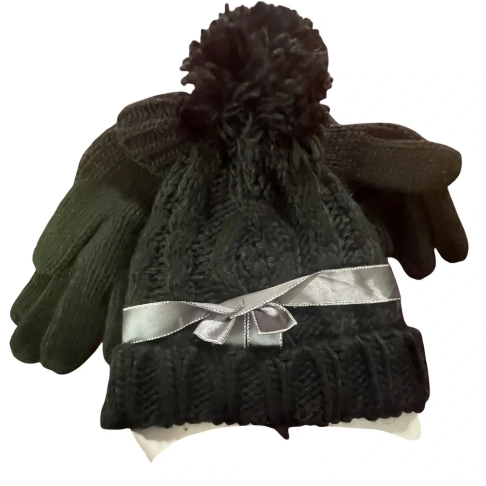 West Loop Women’s hat & glove set